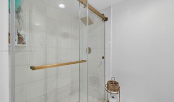 3500 Mystic Pointe Dr 1804, Aventura, FL 33180