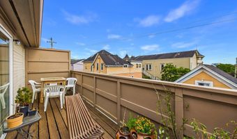 1165 H St, Arcata, CA 95521