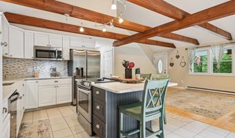 238 Corn Hill Rd, Boscawen, NH 03303