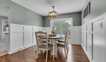 1516 Mizzen Ave, Beachwood, NJ 08722