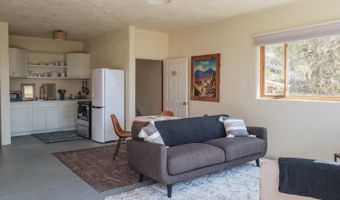 38 Tres Lomas, Arroyo Hondo, NM 87529