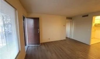 615 S Royal Crest Cir 10, Las Vegas, NV 89169