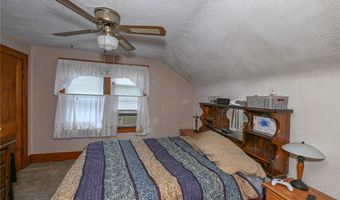 1266 Pitkin Ave, Akron, OH 44310