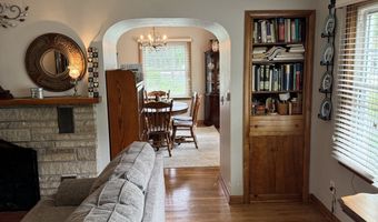 19 Pomeroy Rd, Athens, OH 45701