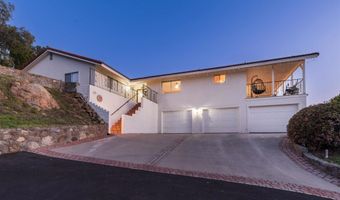 3365 Red Mountain Heights Dr, Fallbrook, CA 92028