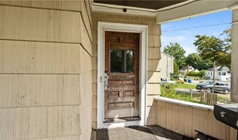 54 E Earle St, Cumberland, RI 02864