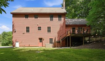40 Lakewood Dr, Alton, NH 03810