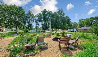 116 E Clinton St, Arlington, MN 55307