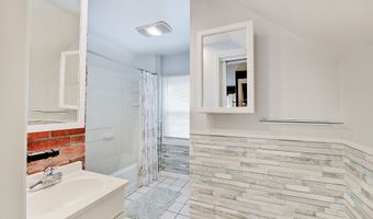 73 S 3rd Ave, Beech Grove, IN 46107