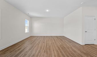 544 Ashley Heights Dr, Aberdeen, NC 28315