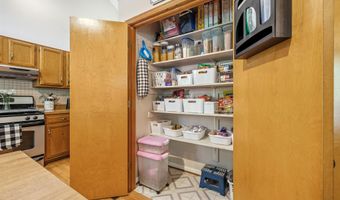 8448 Seattle Slew Ln, Indianapolis, IN 46217