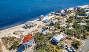8 Bass St, Alligator Point, FL 32346