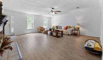 13700 Carrington Place Dr, Alexander, AR 72002
