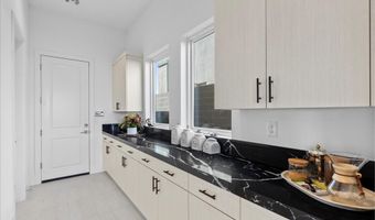 4814 Shady Ridge Dr, Las Vegas, NV 89135