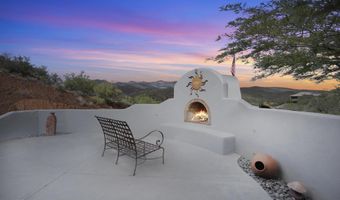 35310 S Pinnacle Pl, Black Canyon City, AZ 85324