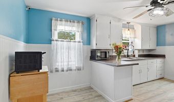 122 Southwick St, Agawam, MA 01030