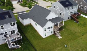 1218 White Lake Dr, Antioch, IL 60002