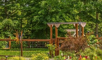 7105 SE Torch Lake Dr, Alden, MI 49612