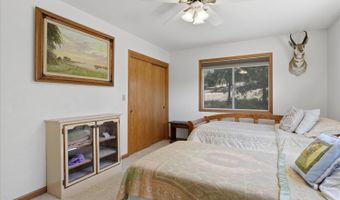 45241 Dillon Dr, Ahwahnee, CA 93601