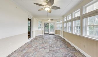 9326 W PARKHILL Dr W, Bethesda, MD 20814