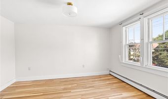 130 W Main St, North Kingstown, RI 02852