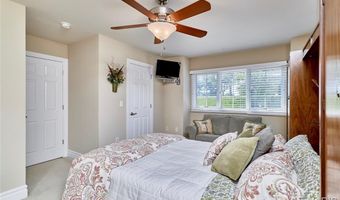 259 Meadowbrook Country Club Est, Ballwin, MO 63011