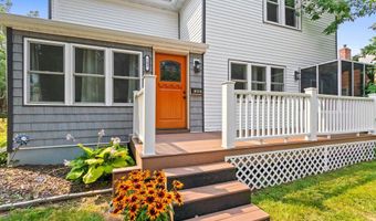 105 W 6TH St, Kaukauna, WI 54130