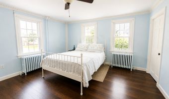 443 Amity Rd, Bethany, CT 06524