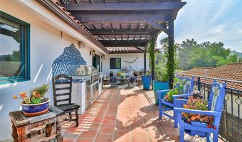 5617 Colodny Dr, Agoura Hills, CA 91301