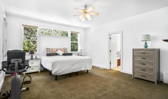 796 SE Briarwood Ct, Bend, OR 97702