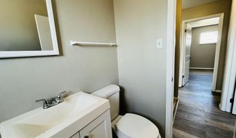 419 Dallas St SE A, Albuquerque, NM 87108