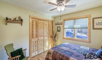 312 Road 8VE, Clark, WY 82435