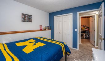 11037 Skyway Ln, Allendale, MI 49401