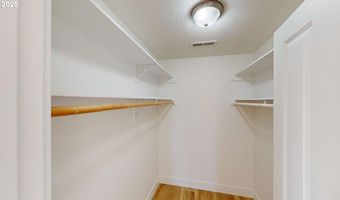 970 HASSETT St, Brookings, OR 97415