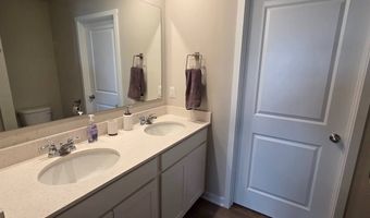 2509 Chan Dr, Adel, IA 50003