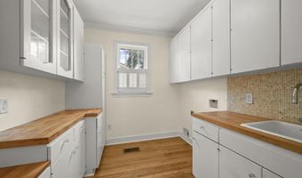 1505 Stuart Ave, Baton Rouge, LA 70808