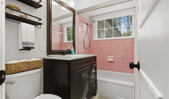 137 Edgewood Dr, Bedford, IN 47421