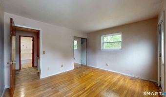 45 Elaine Dr, Ansonia, CT 06401