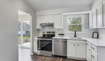 1698 DOUGLAS Dr, Carlisle, PA 17013