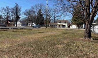 1609 Saint Clair River Dr, Algonac, MI 48001