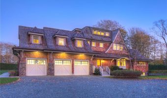 10 Ocean Lawn Ln, Newport, RI 02840