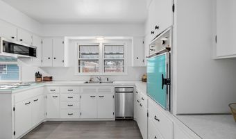 3248 ACACIA Dr, Cheyenne, WY 82001