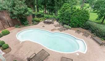 192 Lakeshore Dr, Albany, KY 42602