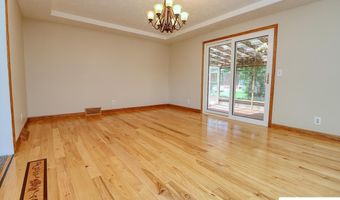 1622 14th St, Auburn, NE 68305