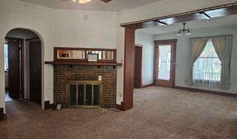 134 E Main St, Agency, IA 52530