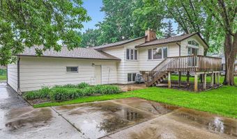 211 Mckinley St, Anoka, MN 55303