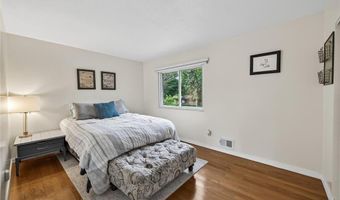 9011 18th Ave S, Bloomington, MN 55425