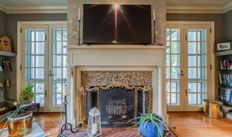 407 N TULPEHOCKEN Rd, Reading, PA 19601