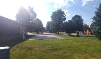 29 Bogie Ln, Blanchard, ID 83804