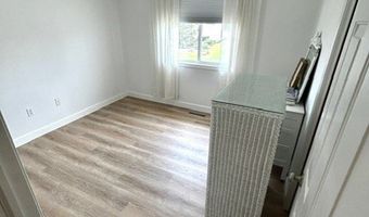 1415 Cedar Dr, Adel, IA 50003